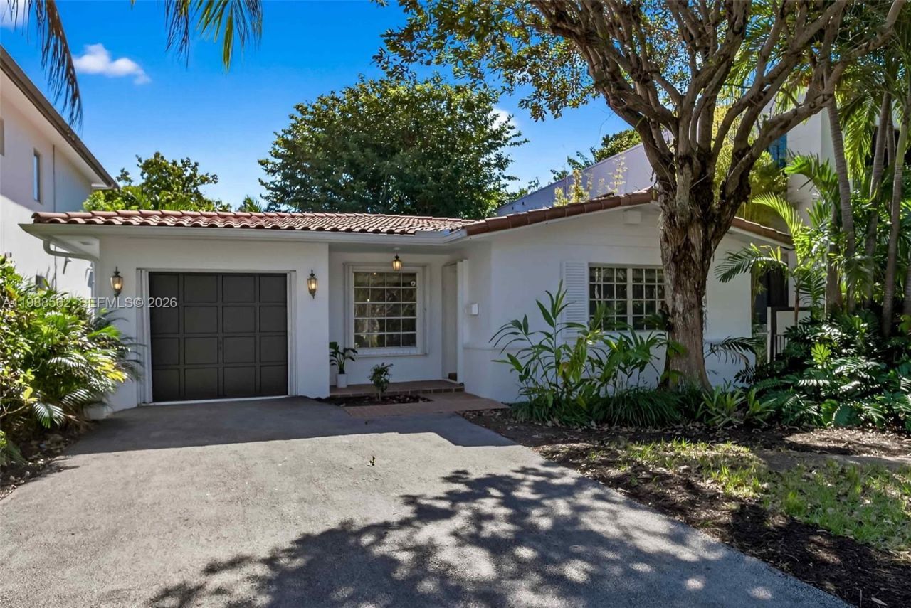 5210 SW 72nd St , Miami, FL 33155 Photo