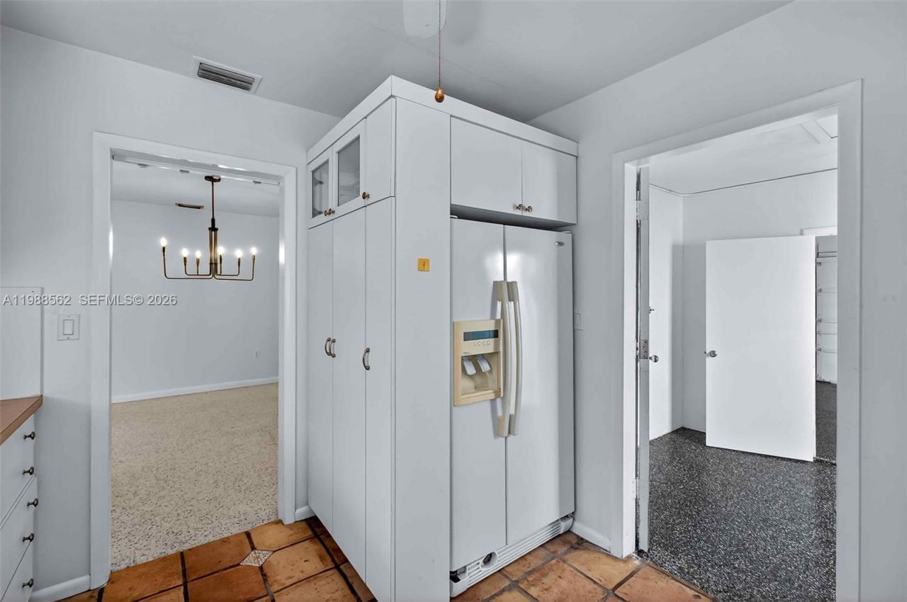 5210 SW 72nd St , Miami, FL 33155 Photo