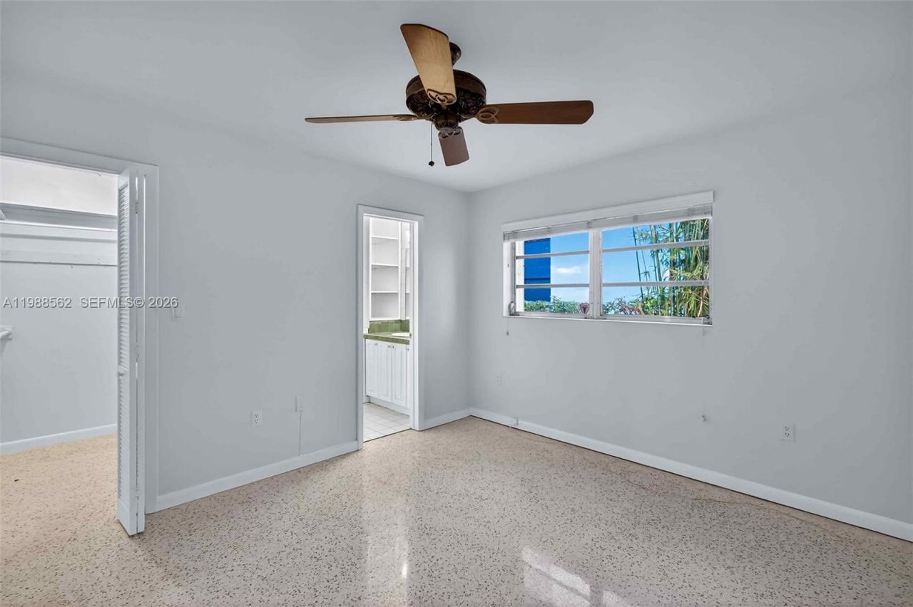 5210 SW 72nd St , Miami, FL 33155 Photo