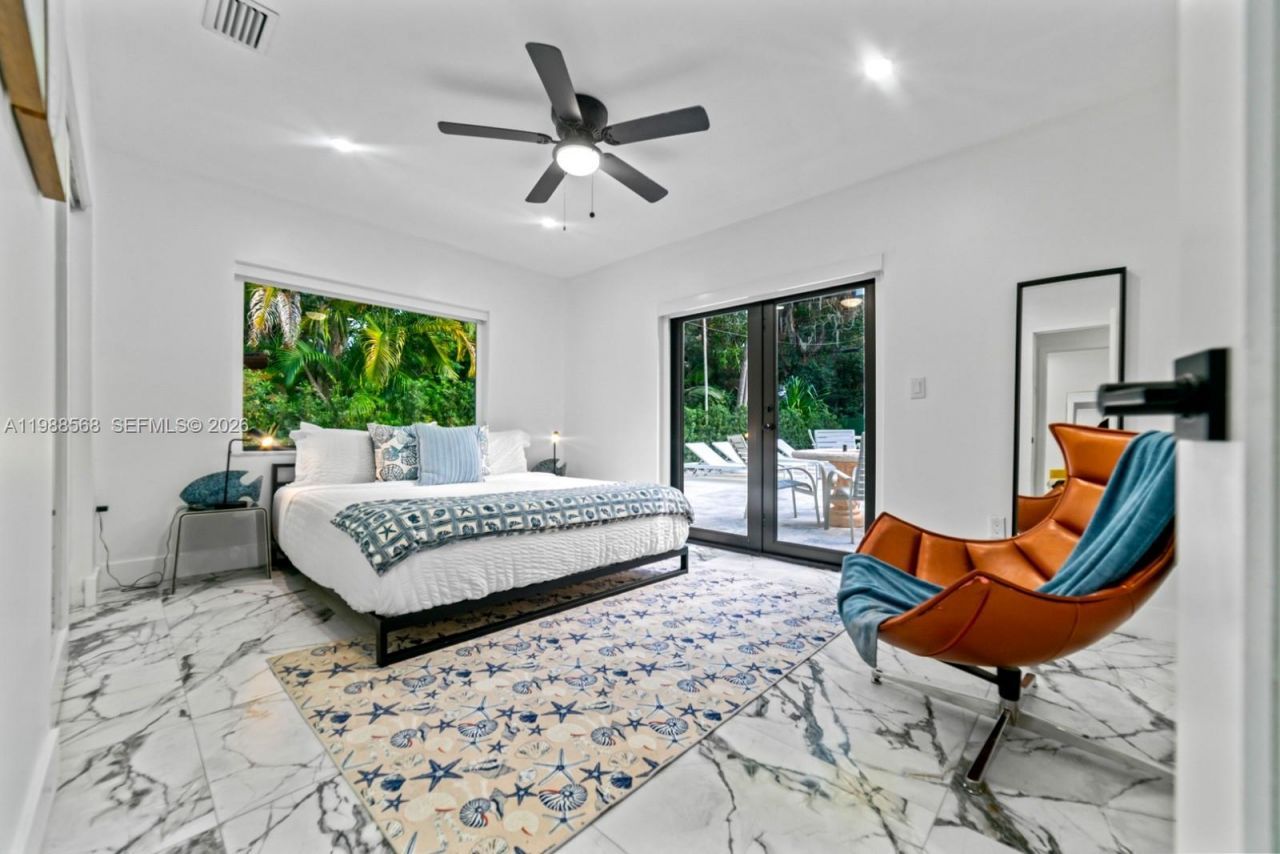 1730 NE 137th Ter , North Miami, FL 33181 Photo