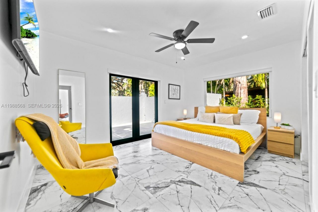 1730 NE 137th Ter , North Miami, FL 33181 Photo