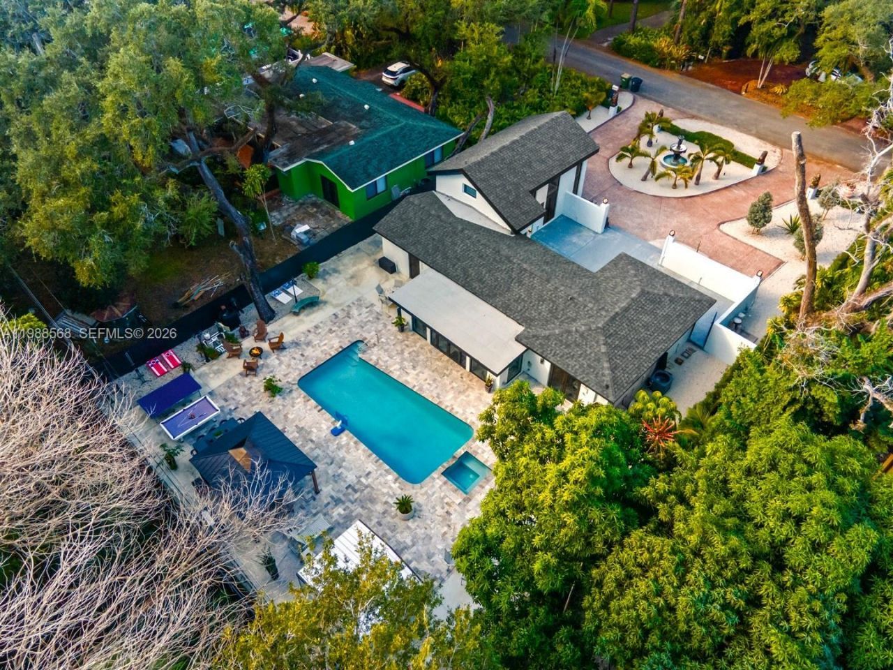 1730 NE 137th Ter , North Miami, FL 33181 Photo