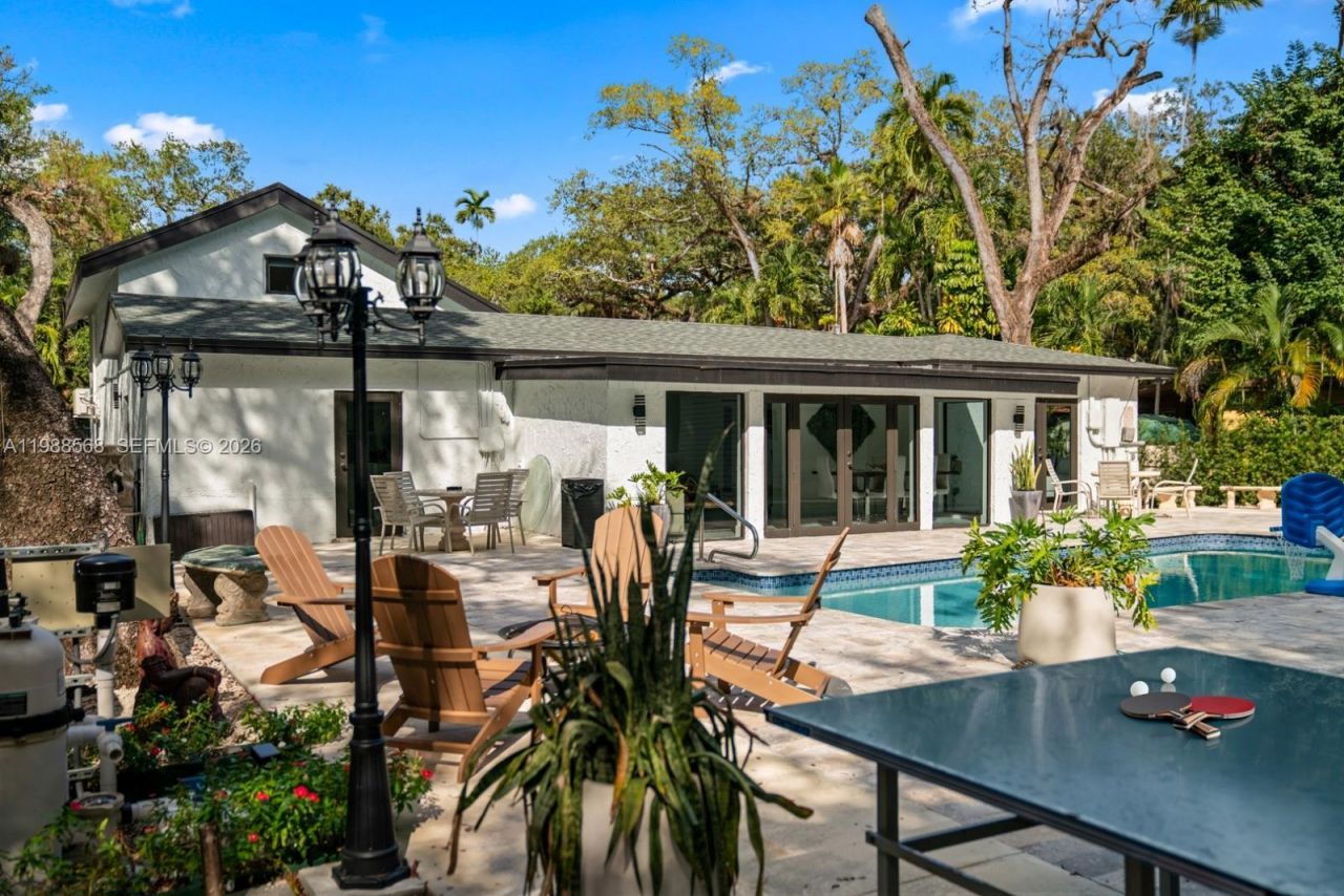 1730 NE 137th Ter , North Miami, FL 33181 Photo