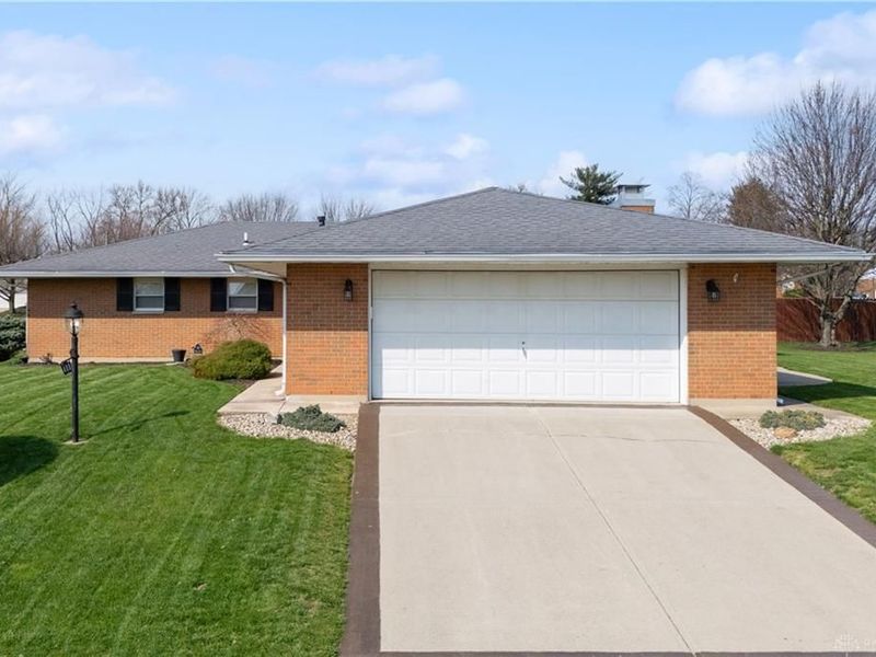 408 Mayfair Drive, Wilmington, OH 45177 Photo 5