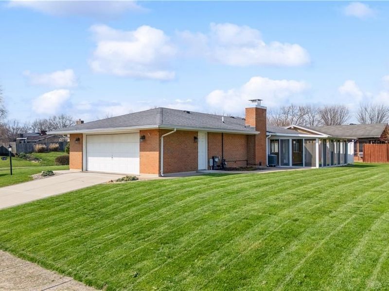 408 Mayfair Drive, Wilmington, OH 45177 Photo 6