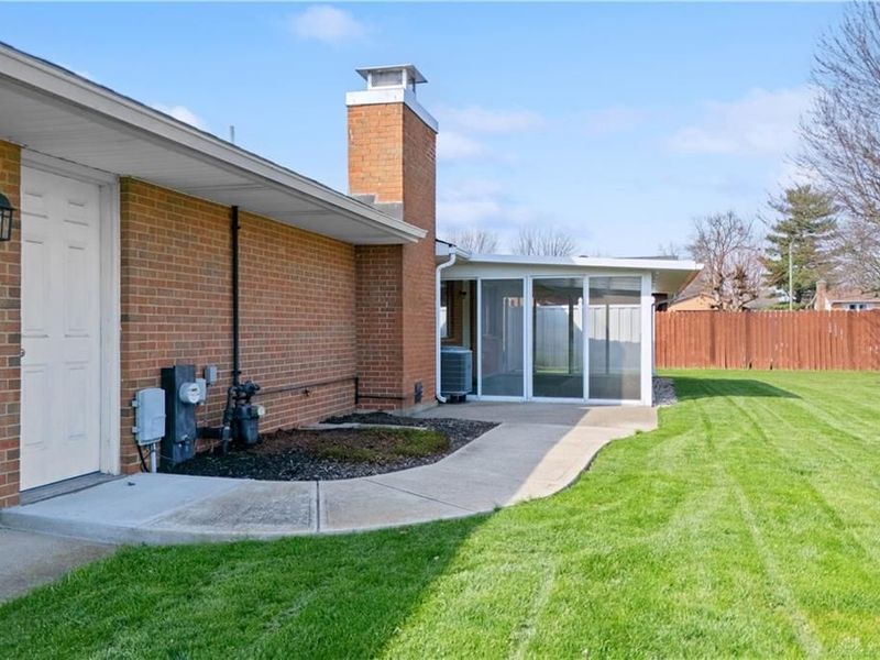 408 Mayfair Drive, Wilmington, OH 45177 Photo 9