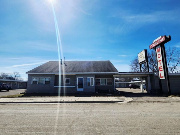 1507 W Oakland Avenue , Austin, MN 55912