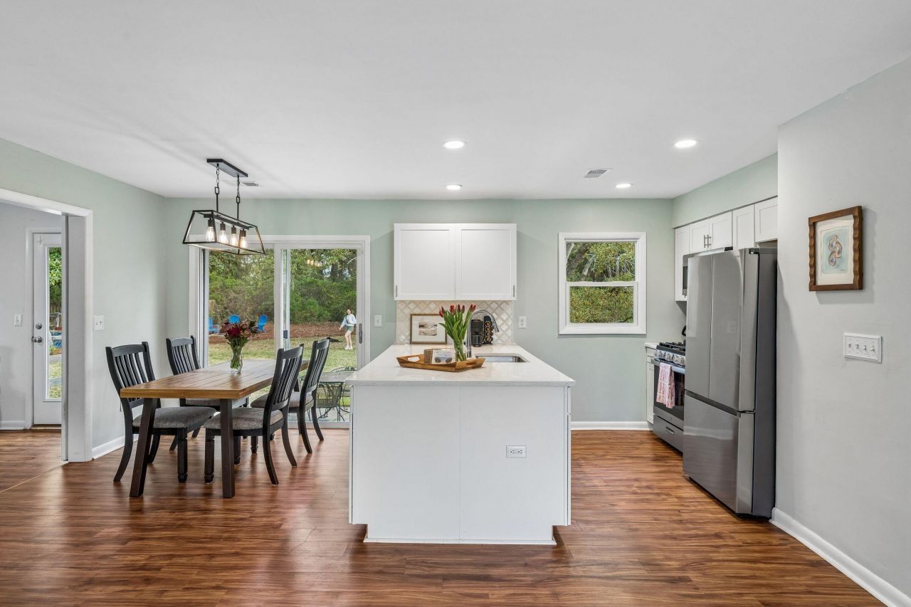 662 Schooner Road Photo 16