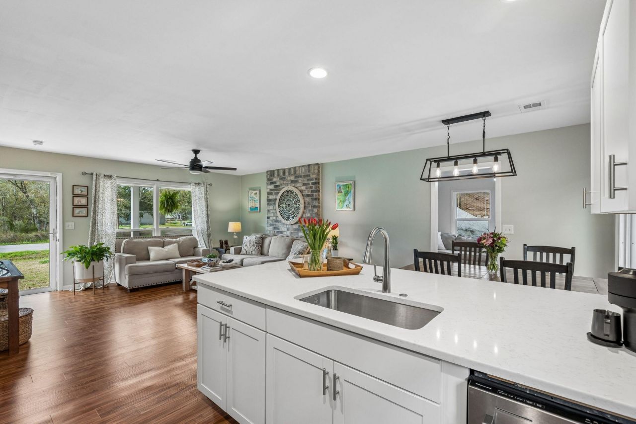 662 Schooner Road Photo 20