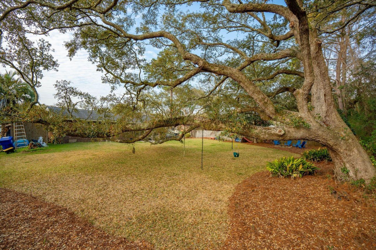 662 Schooner Road Photo 42