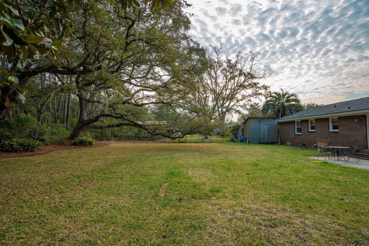 662 Schooner Road Photo 45