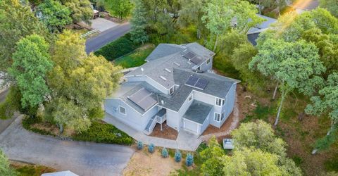 23493 Rolling Hills Ct, Auburn, CA 95602 Photo