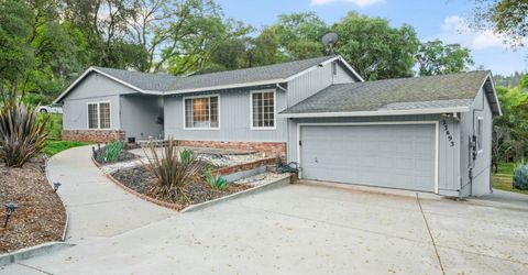 23493 Rolling Hills Ct, Auburn, CA 95602 Photo