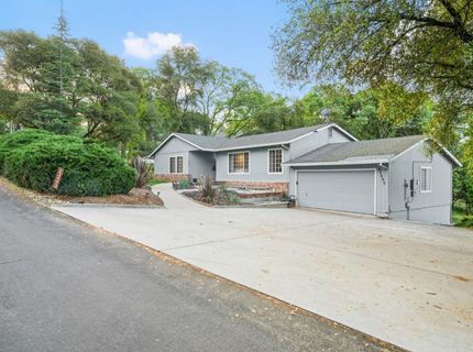 23493 Rolling Hills Ct, Auburn, CA 95602 Photo