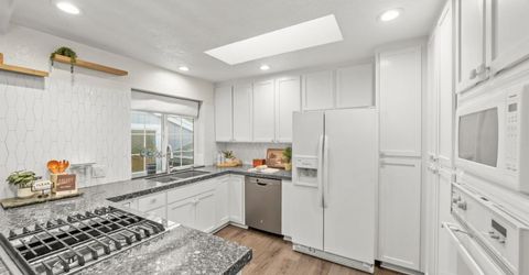 23493 Rolling Hills Ct, Auburn, CA 95602 Photo