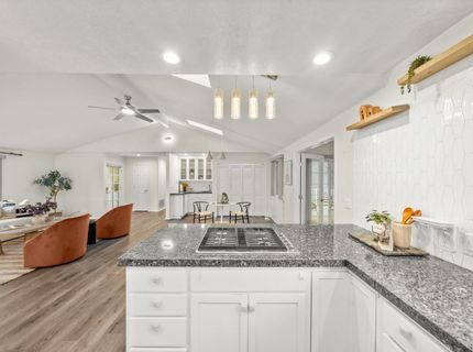 23493 Rolling Hills Ct, Auburn, CA 95602 Photo