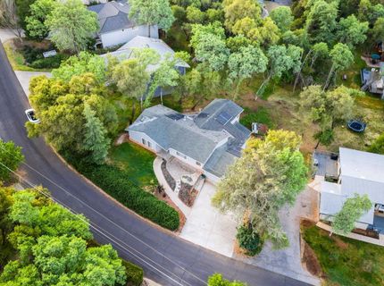 23493 Rolling Hills Ct, Auburn, CA 95602 Photo
