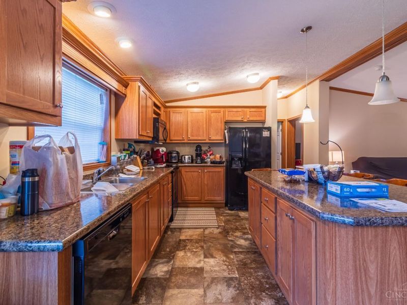 831 Tom Brown Road, Oliver Twp, OH 45693 Photo 12