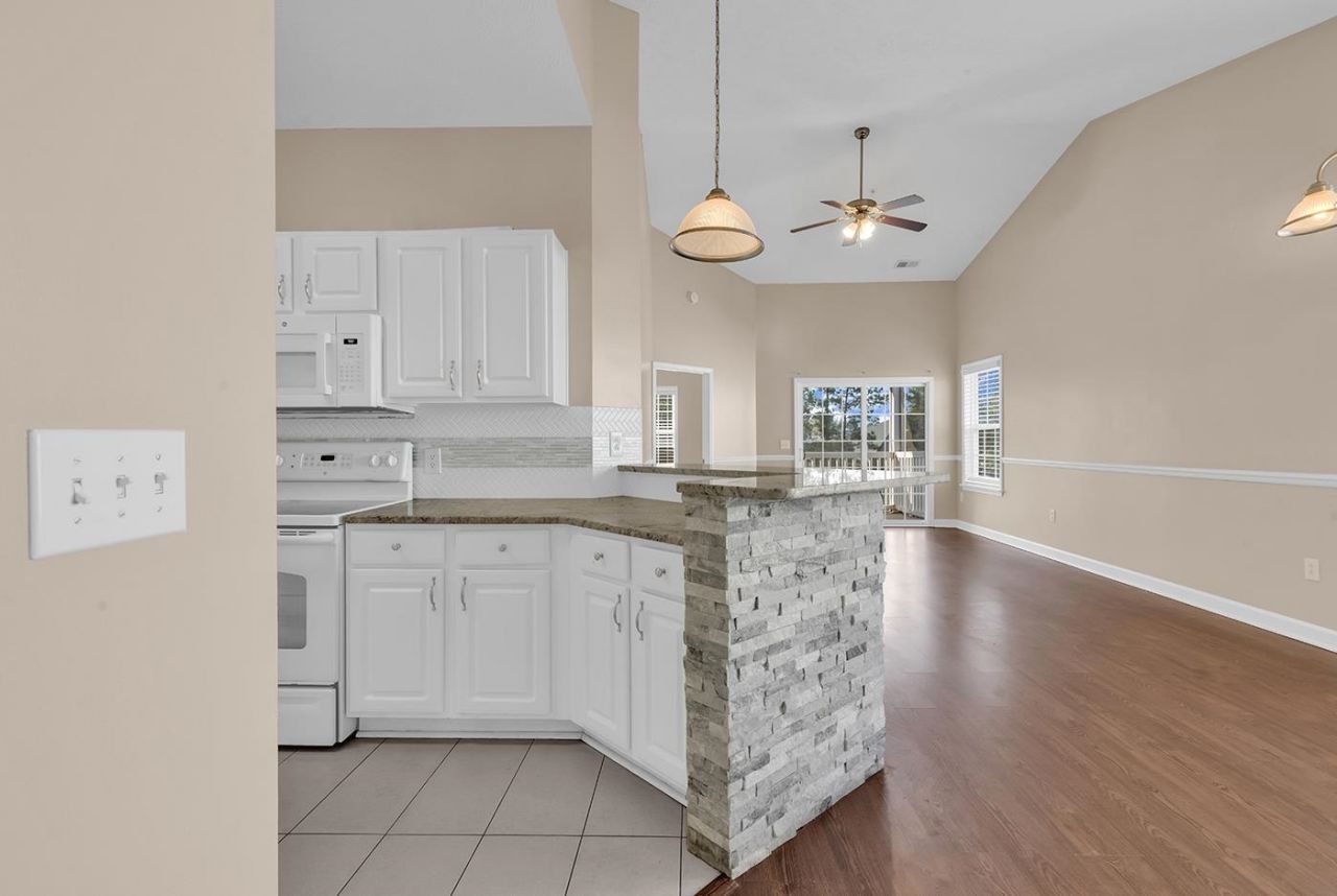 101 Ashley Park Dr.  Photo 9