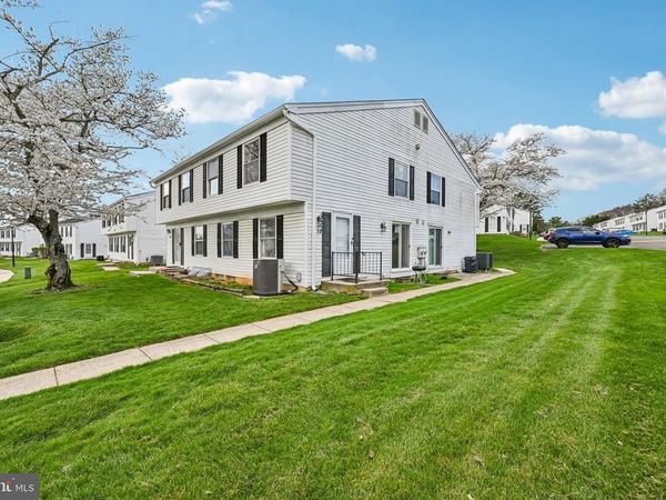 32 COLISTON ROAD, Unit B, REISTERSTOWN, MD 21136
