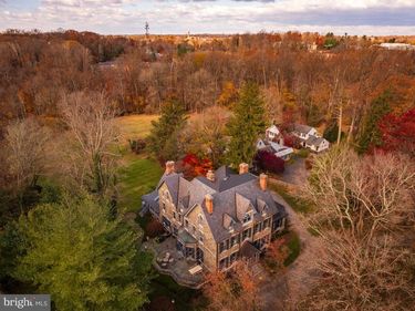 228 S RADNOR CHESTER ROAD, VILLANOVA, PA 19085