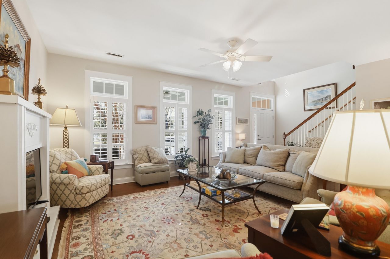 806 Sage Bird Photo 10