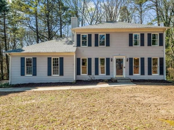 5042 Waterford Drive SW, Mableton, GA 30126