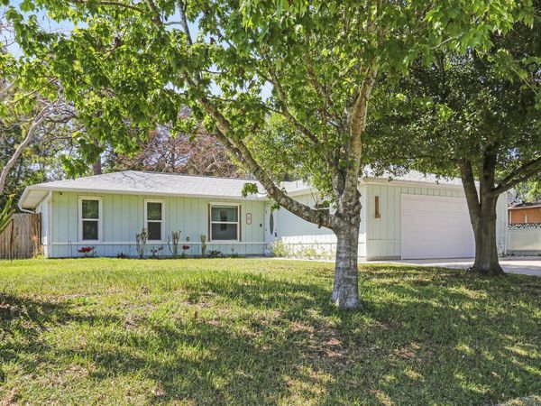 5909 Seagrape Drive, Fort Pierce, FL 34982