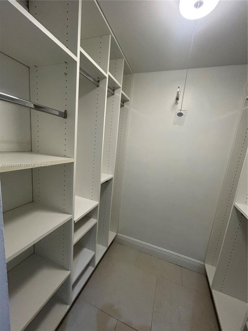 20301 W Country Club Dr, Unit 1224, Aventura, FL 33180 Photo