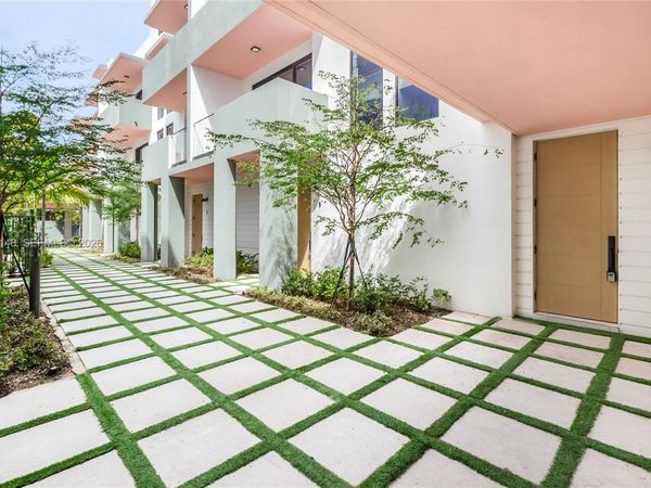 721 SW 11th Street , Unit A, Miami, FL 33129