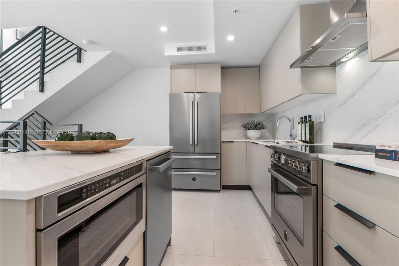 721 SW 11th Street , Unit A, Miami, FL 33129 Photo