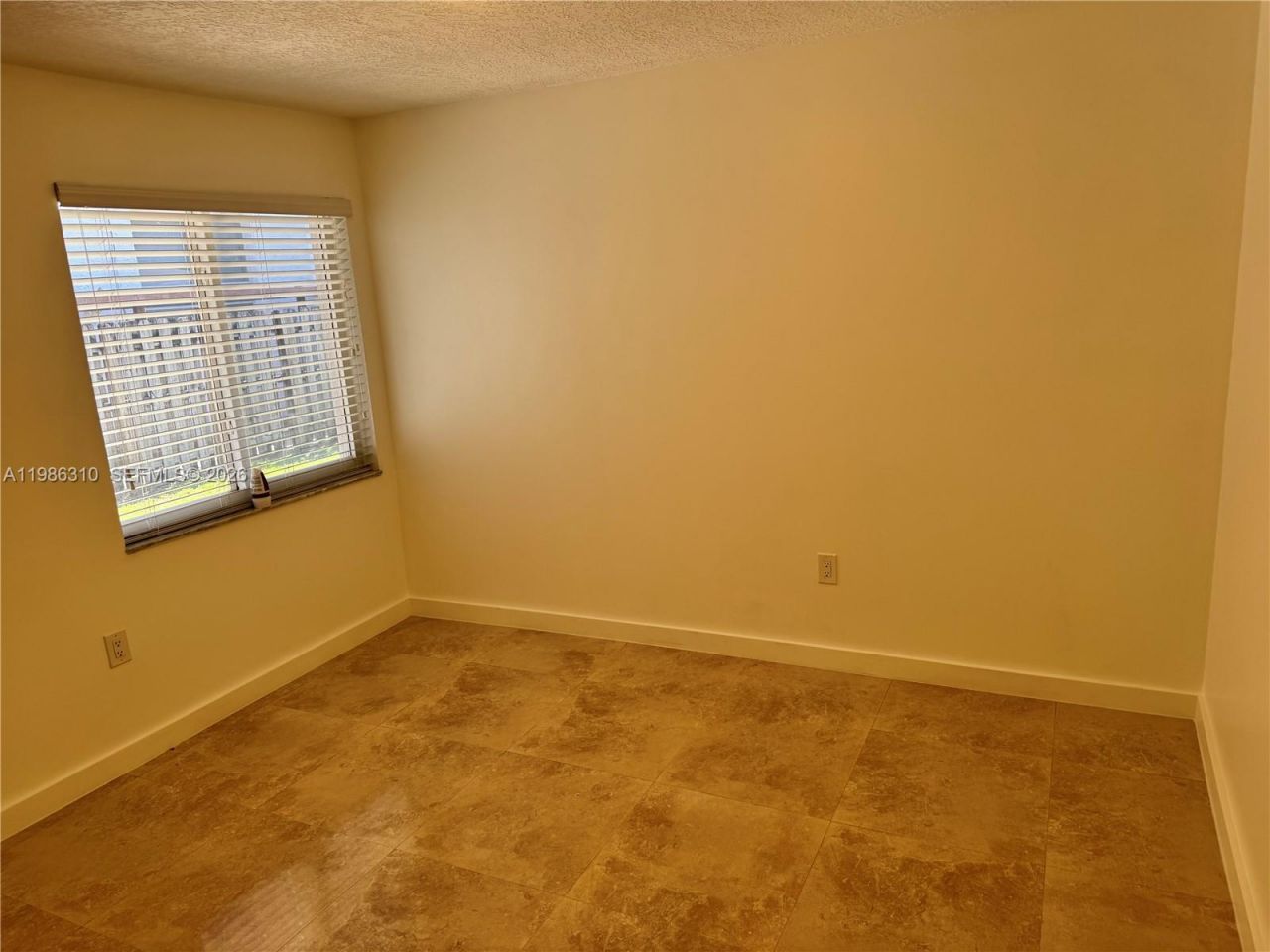 1781 NW 16th St, Miami, FL 33125 Photo