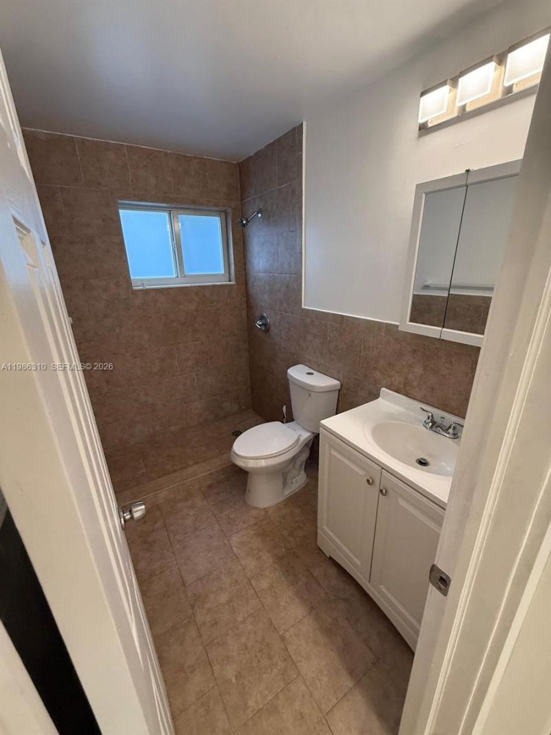 1781 NW 16th St, Miami, FL 33125 Photo