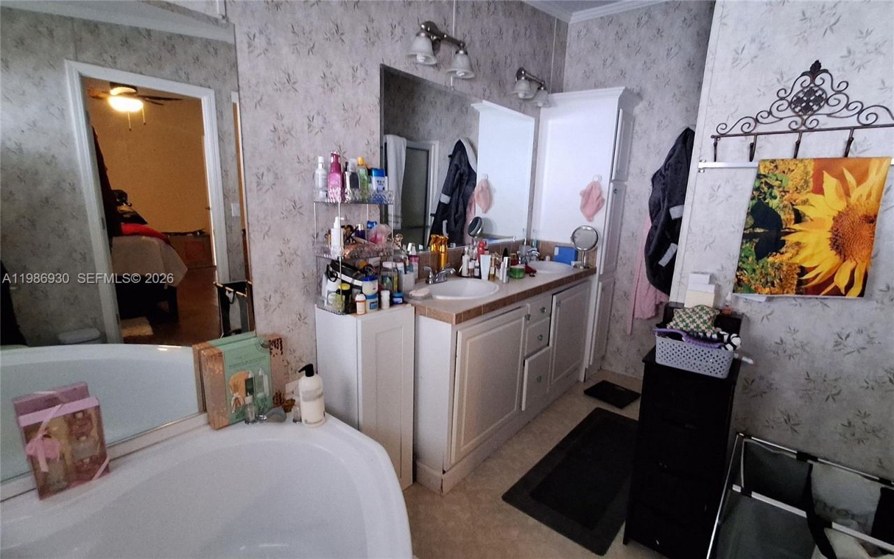 3240 SW 50 Ter , Davie, FL 33314 Photo