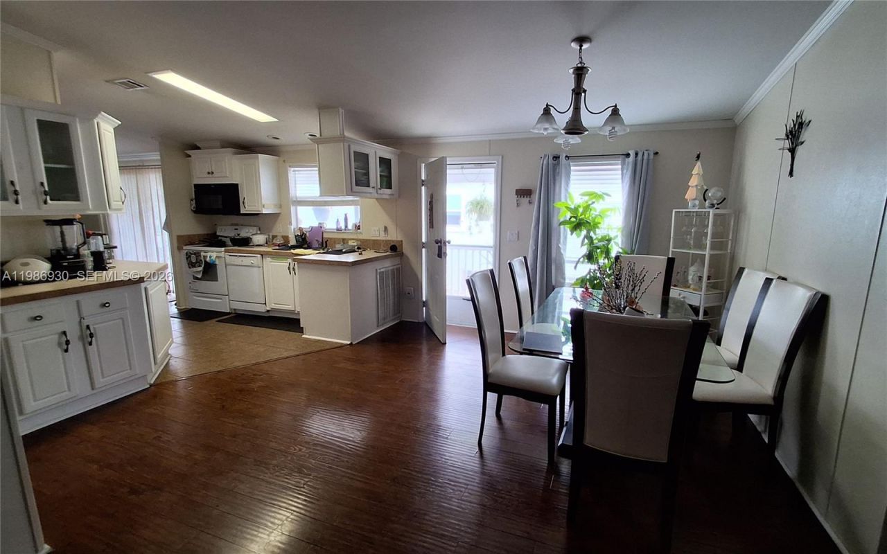 3240 SW 50 Ter , Davie, FL 33314 Photo