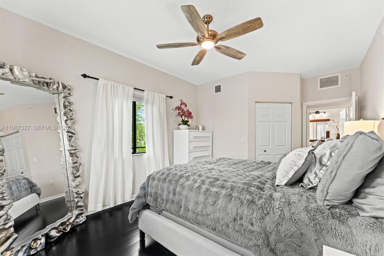 2725 Anzio Ct , Unit 307, Palm Beach Gardens, FL 33410 Photo