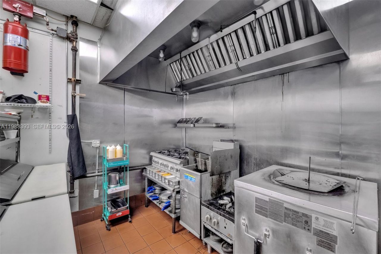 646 NE 79th St, Miami, FL 33138 Photo