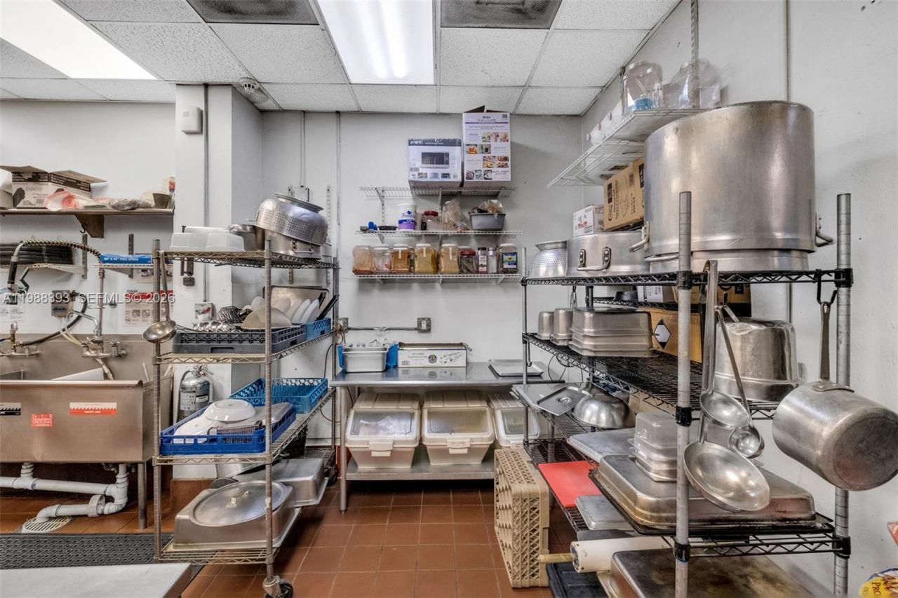 646 NE 79th St, Miami, FL 33138 Photo