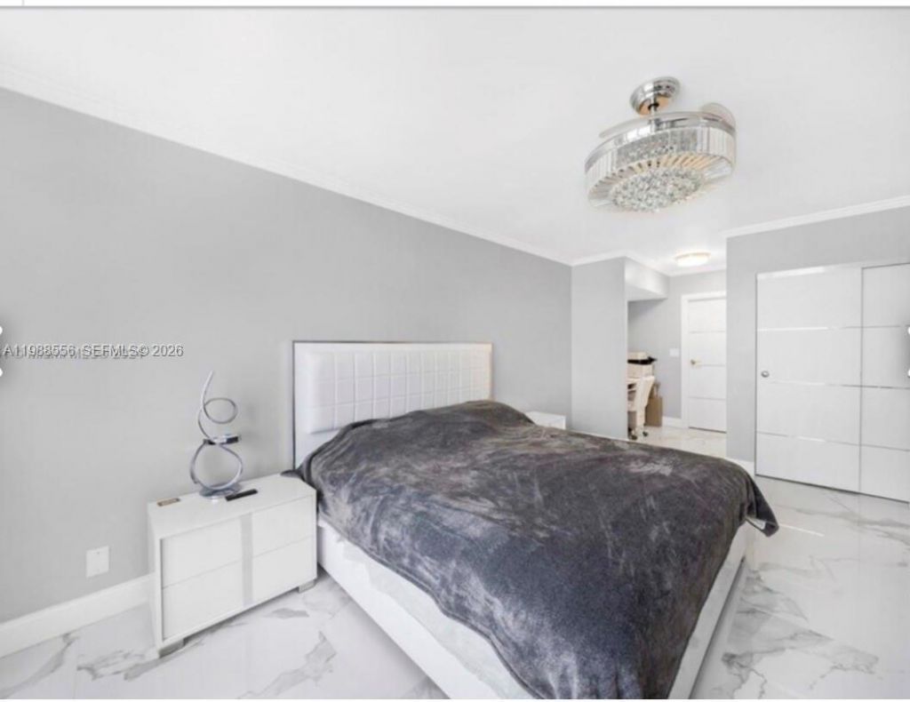 2500 Parkview Dr, Unit 2119, Hallandale Beach, FL 33009 Photo