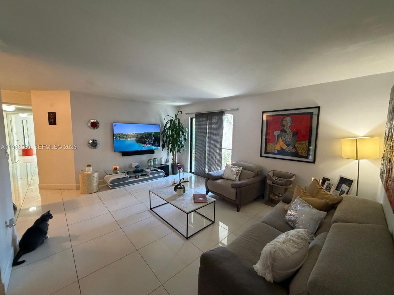 468 NE 206th Ln, Unit 102, Miami, FL 33179 Photo