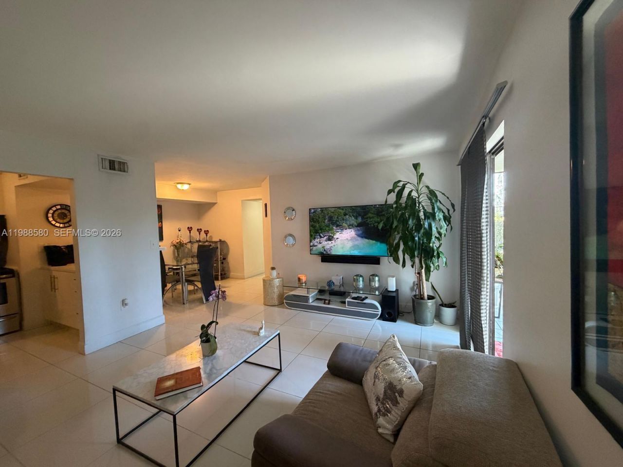 468 NE 206th Ln, Unit 102, Miami, FL 33179 Photo