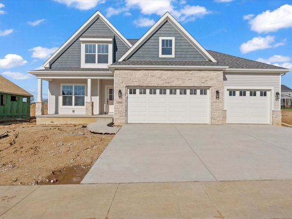 1205 Willowgrove Lane, Mahomet, IL 61853