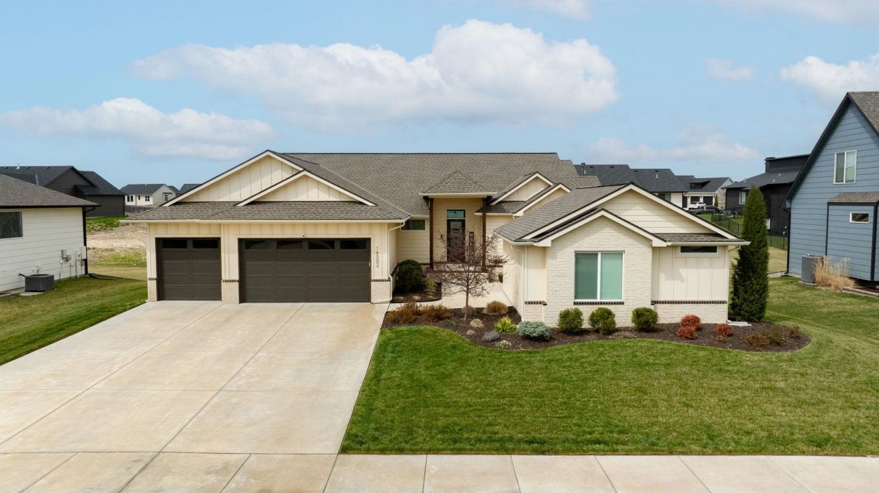 16002 W Sheriac St, Goddard, KS 67052 Main Photo