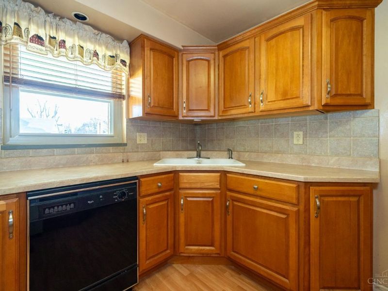 639 Storms Road, Kettering, OH 45429 Photo 13