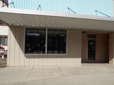 154 N Broadway , Alden, MN 56009