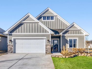 6717 Bellflower Drive, Excelsior, MN 55331