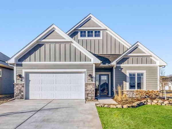 6717 Bellflower Drive, Excelsior, MN 55331