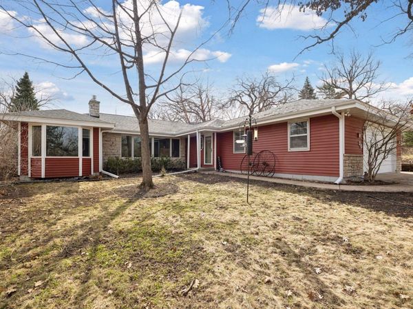 20 Westwood Road, Minnetonka, MN 55305