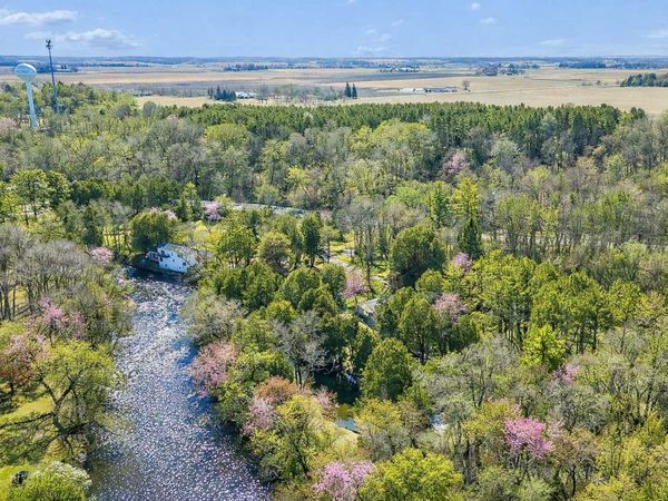 400 Hill Avenue , Star Prairie, WI 54026