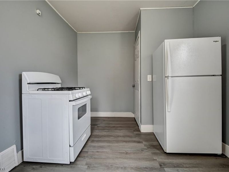 1379 Maryland Avenue SW, Canton, OH 44710 Photo 16